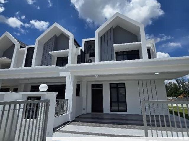 House for sale in Pulai, Bukit Ledang