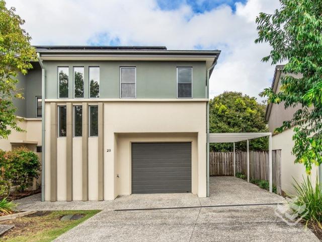 Townhouse for sale in Fernbrook, Queensland
