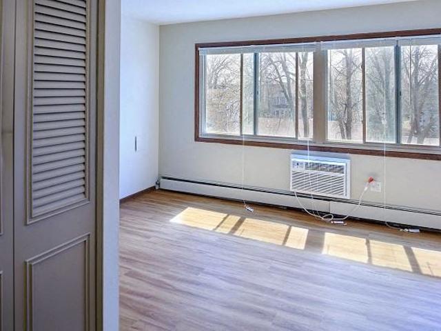 Apartment for rent in Hennepin, Minnesota