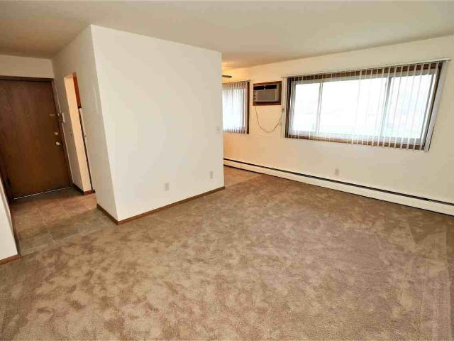 Apartment for rent in Hennepin, Minnesota