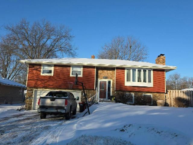 House for sale in Oakdale, Minnesota