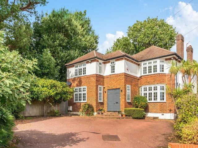 House for rent in London Borough of Barnet, Greater London
