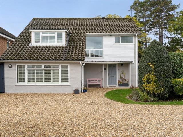 House for rent in Woking, Surrey