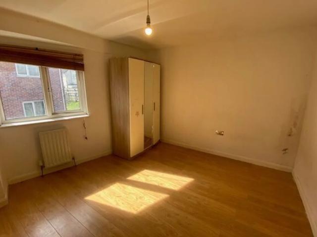 Apartment for rent in Falcon Lodge, Wales