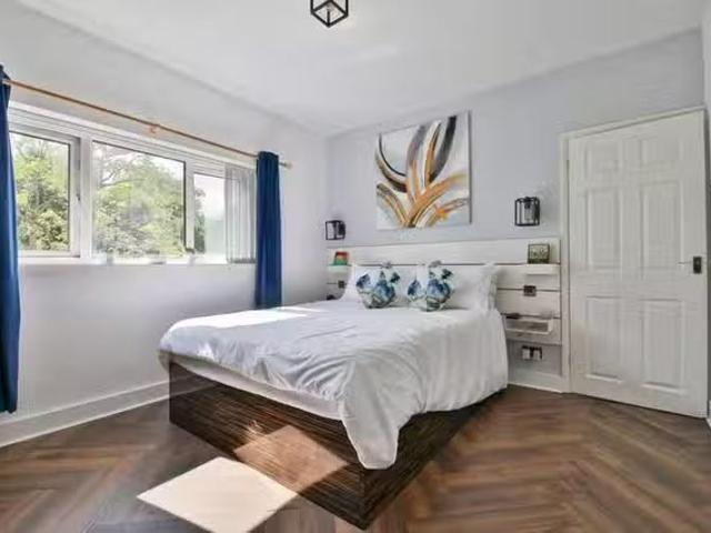 Apartment for rent in Falcon Lodge, Wales