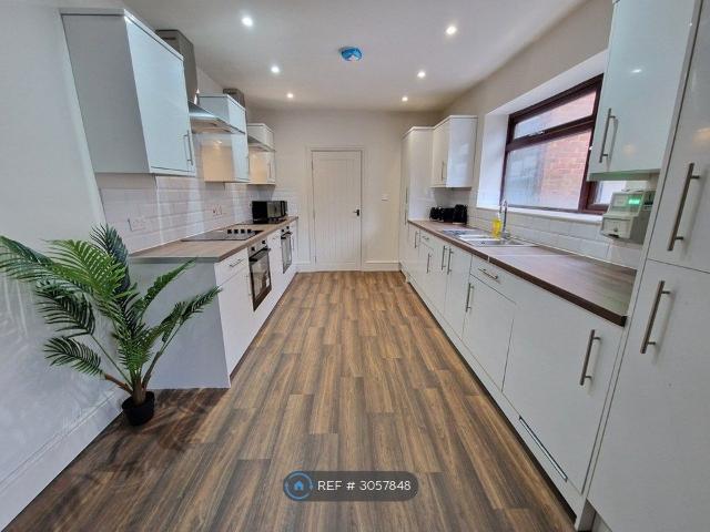 Room for rent in Dukesfield, Runcorn