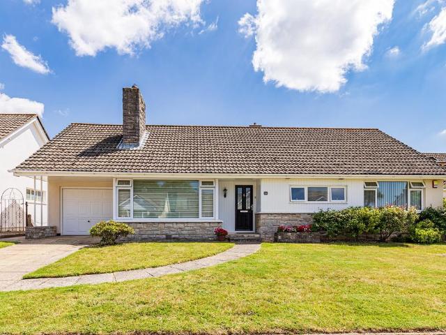 House for rent in Highcliffe