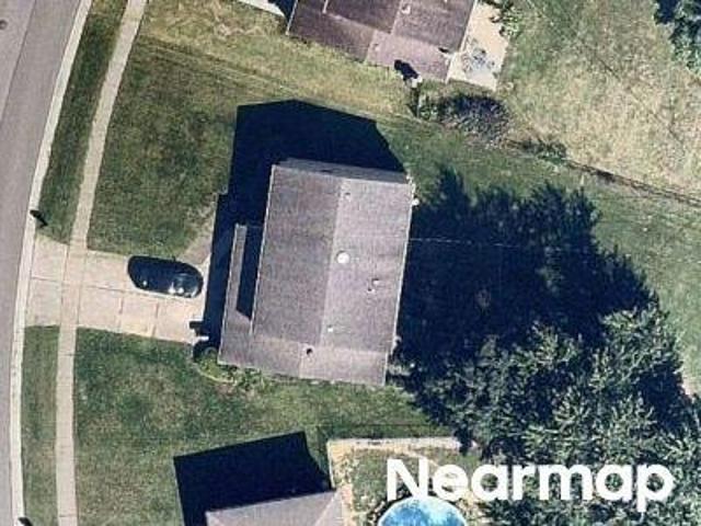 House for sale in Roselawn, Ohio
