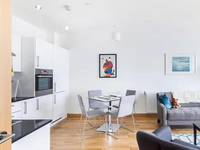 Apartment for rent in East Greenwich, Greater London