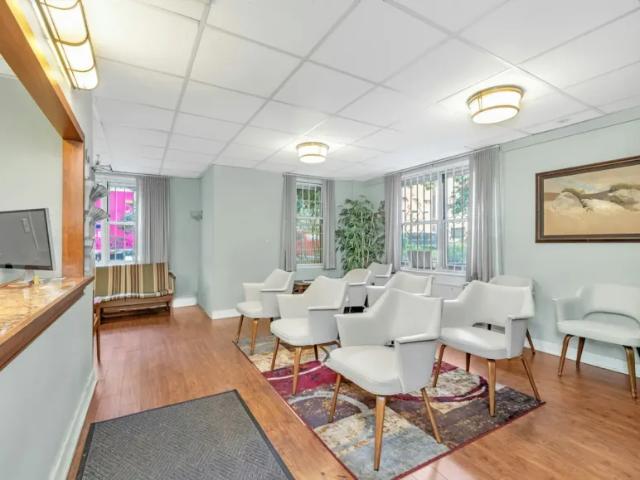 Apartment for sale in Arverne, New York