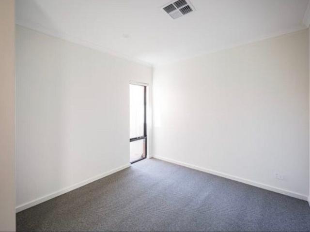 Room for rent in Greenwood, Western Australia