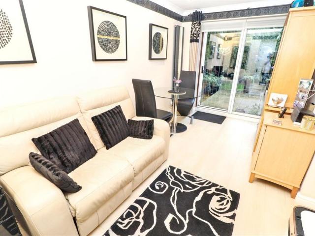 House for rent in Shenley, Hertfordshire