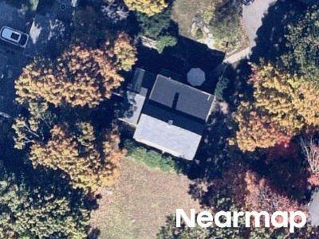 House for sale in Waltham