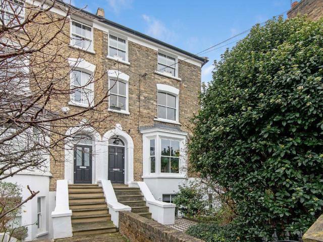 Apartment for rent in London Borough of Hackney, Greater London