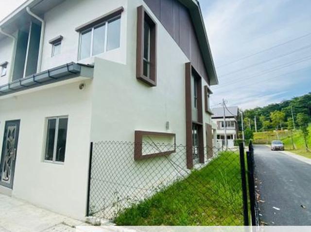 House for sale in Tanjong Sepat, Selangor