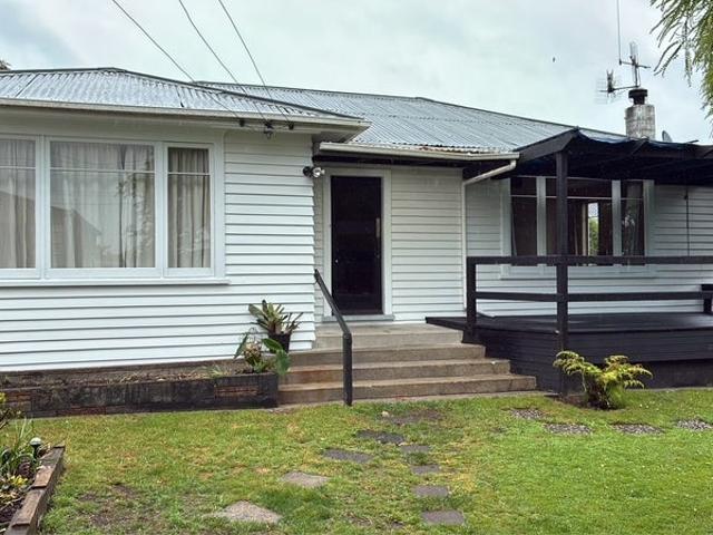 House for rent in Greerton South, Greerton