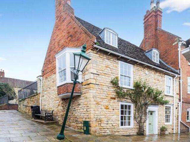 House for sale in Brayford, Lincolnshire