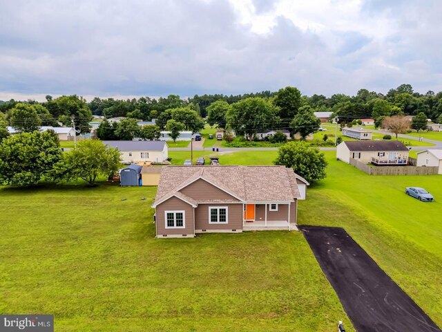 House for sale in Bridgeville House for sale in Bridgeville