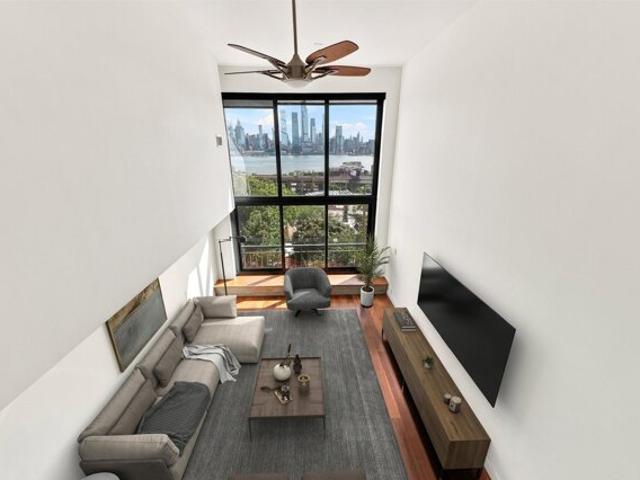 Condo for sale in Weehawken, Hudson County
