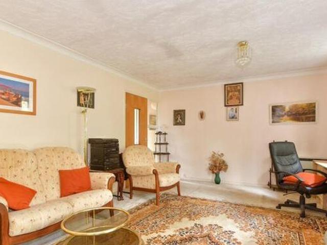 House for sale in Brompton, Gillingham
