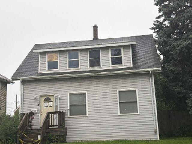 House for sale in Blue Island, Illinois