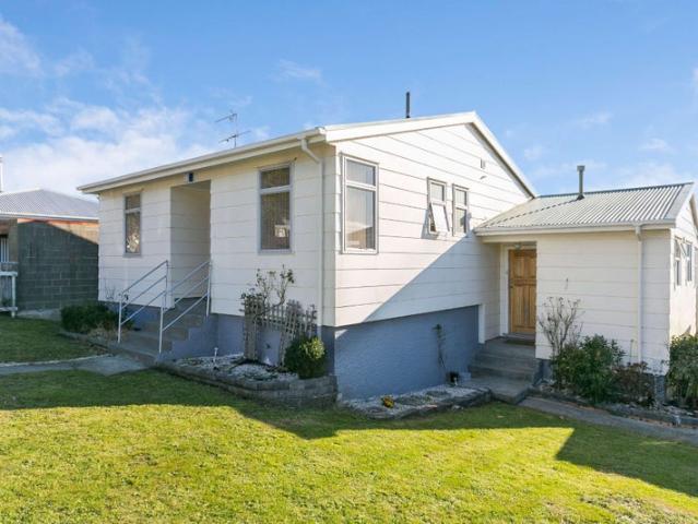 House for rent in Horokiwi, Wellington