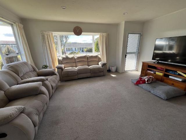 Apartment for rent in Grenada Village, Wellington