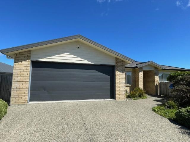 House for rent in Grenada Village, Wellington
