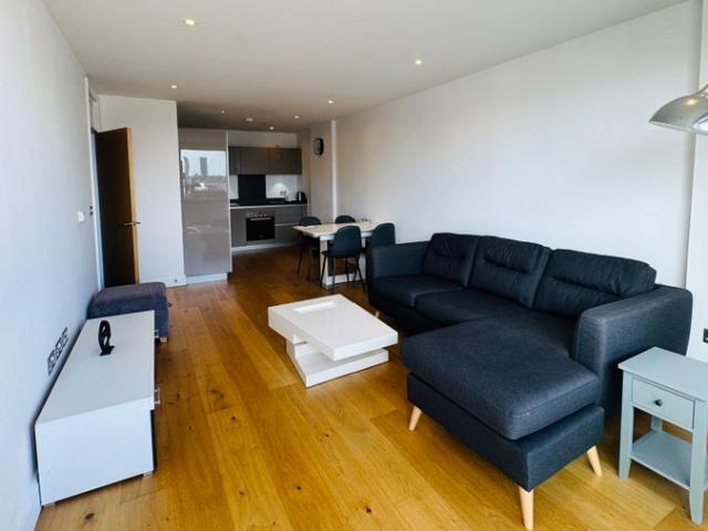 Apartment for rent in Bromley-by-Bow, Poplar Grove