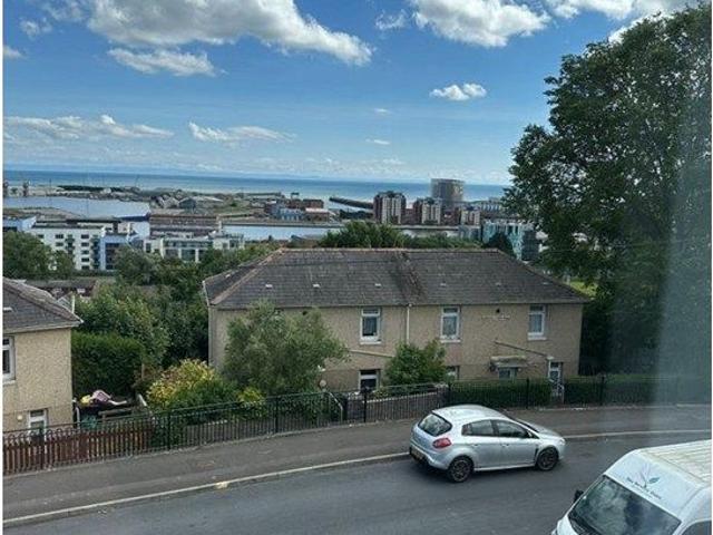 House for rent in Nangreaves, Wales