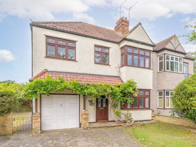 House for rent in Rosehill, Greater London