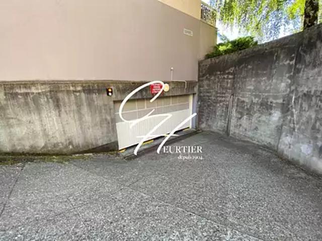 Garage location à Grenoble