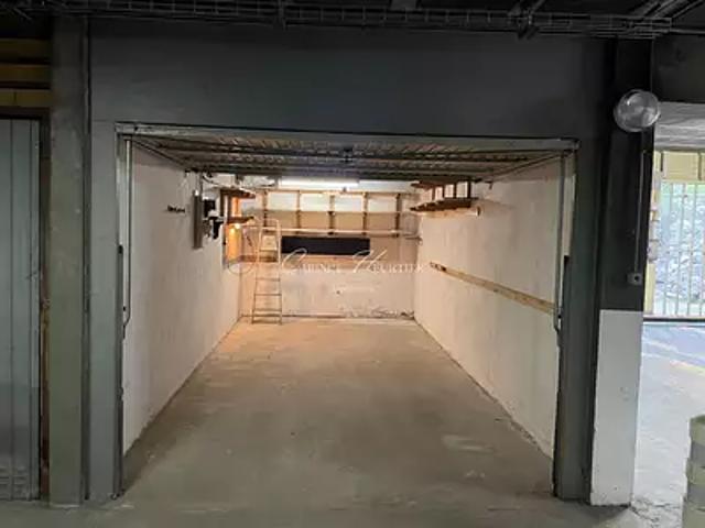 Garage location à Hyper Centre, Grenoble