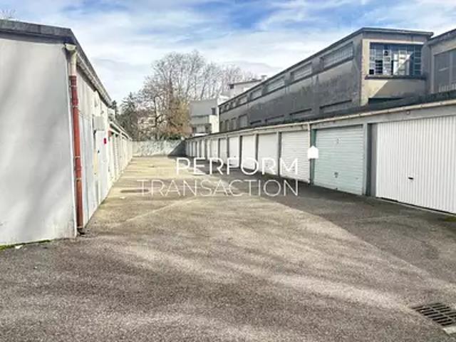 Garage vente à Grenoble