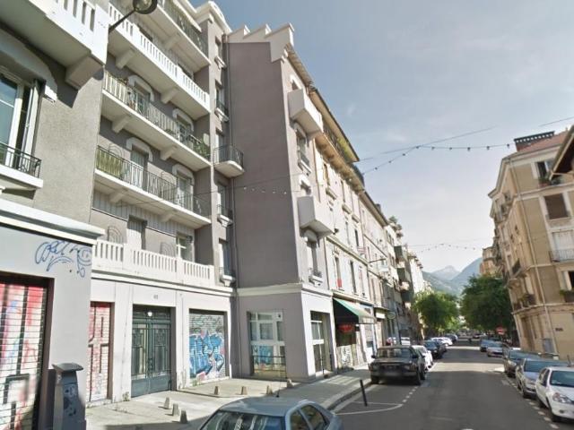 Garage location à Grenoble