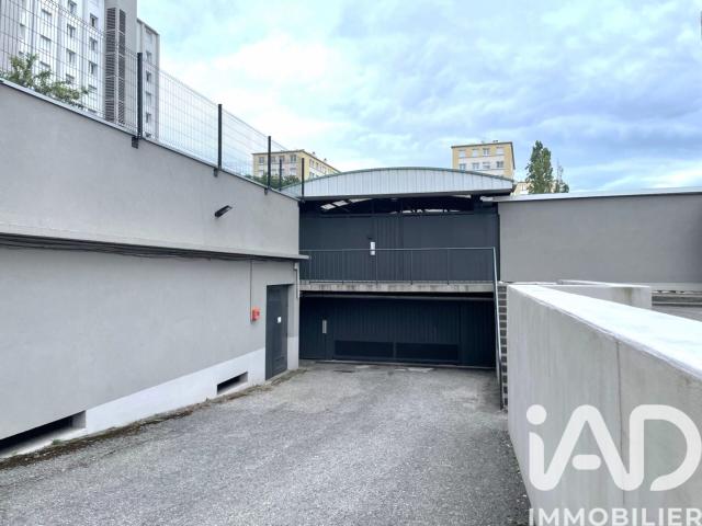 Garage vente à Grenoble