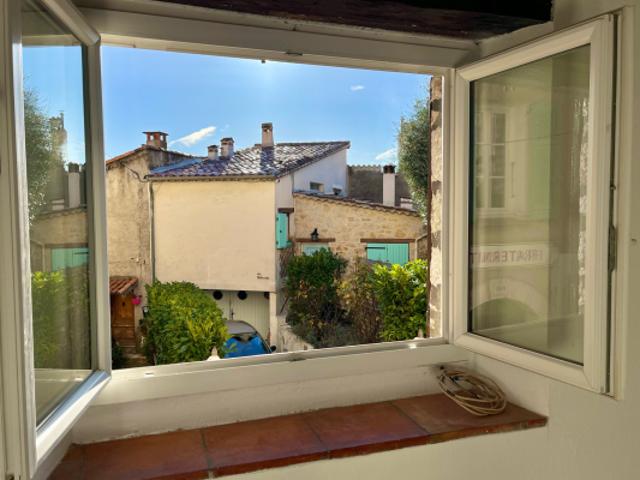 Appartement vente à Grasse, Gréolières