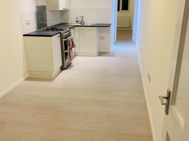 Apartment for rent in Little Heath, Greater London