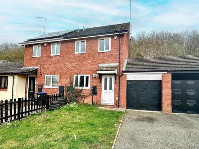 House for sale in Northampton, Northamptonshire