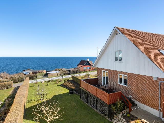 Villa til salg i Gudhjem, Brøndby