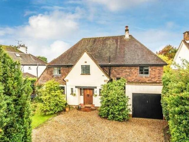House for sale in Ashtead, Mole Valley