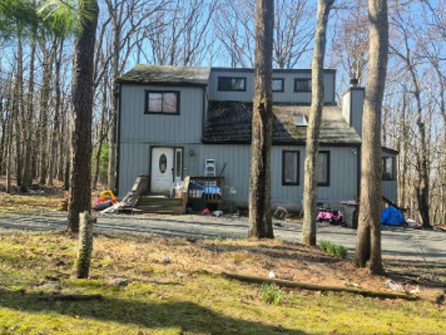 House for sale in Beach Lake, Pennsylvania