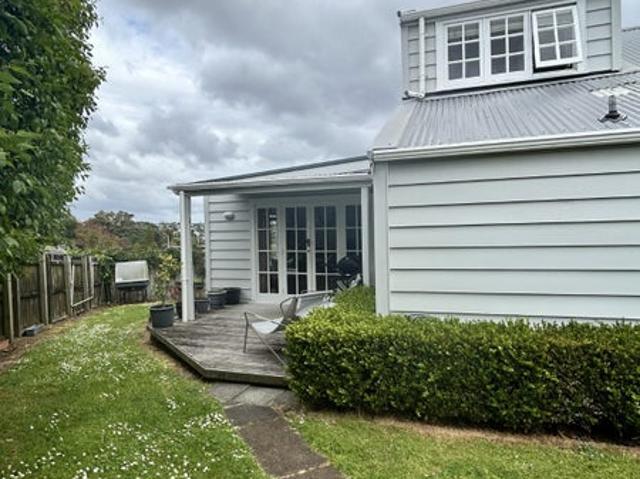 Apartment for rent in Grey Lynn, Auckland