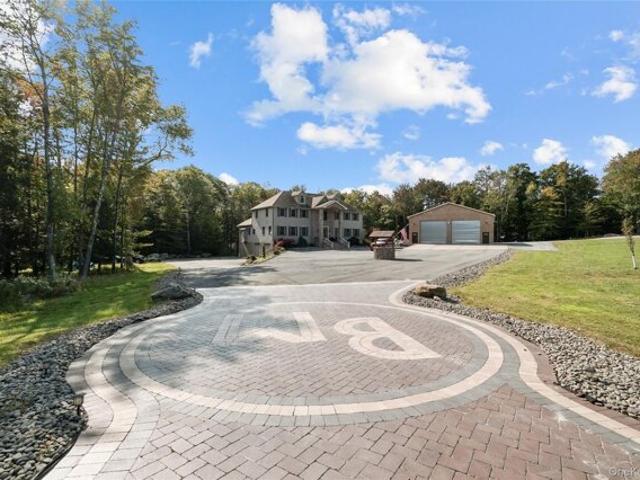House for sale in Fallsburg, New York
