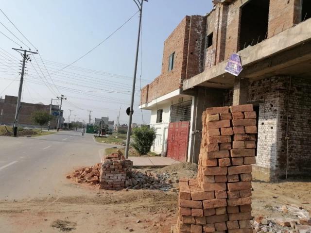 House for sale in Faisalabad, Islamabad Capital Territory