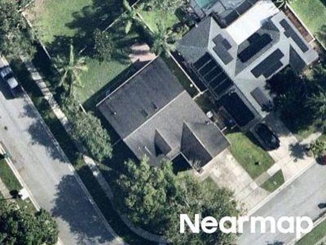 House for sale in University, Florida