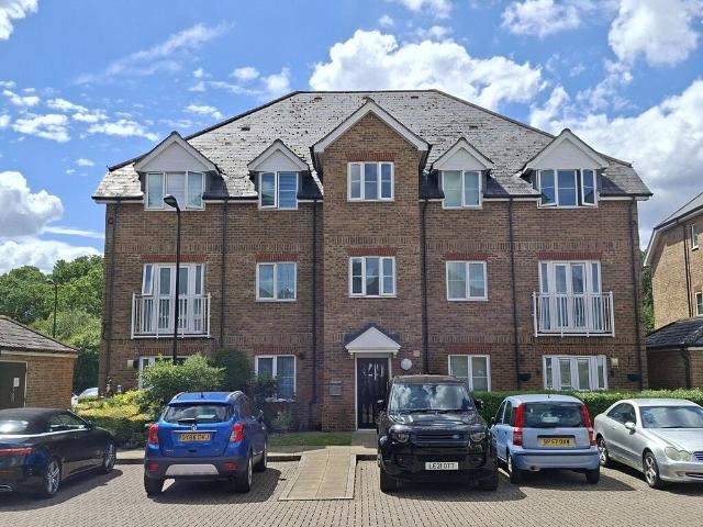 House for rent in London Borough of Ealing, Perivale
