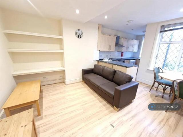 Apartment for rent in Hendon, Greater London