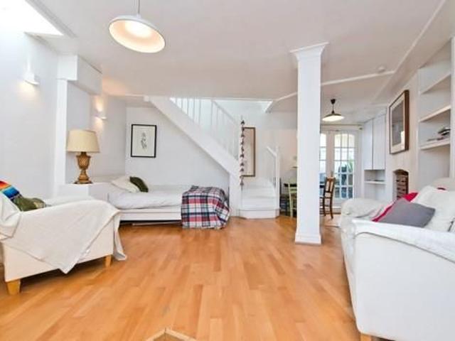 Studio for rent in West Kensington, Greater London