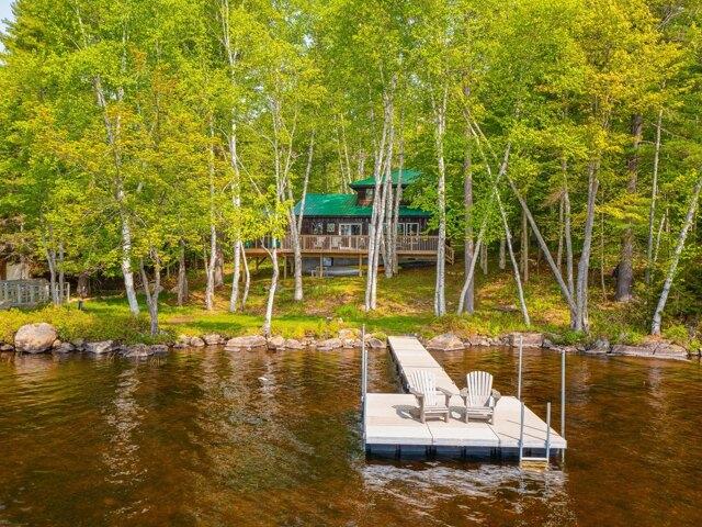 House for sale in Long Lake
